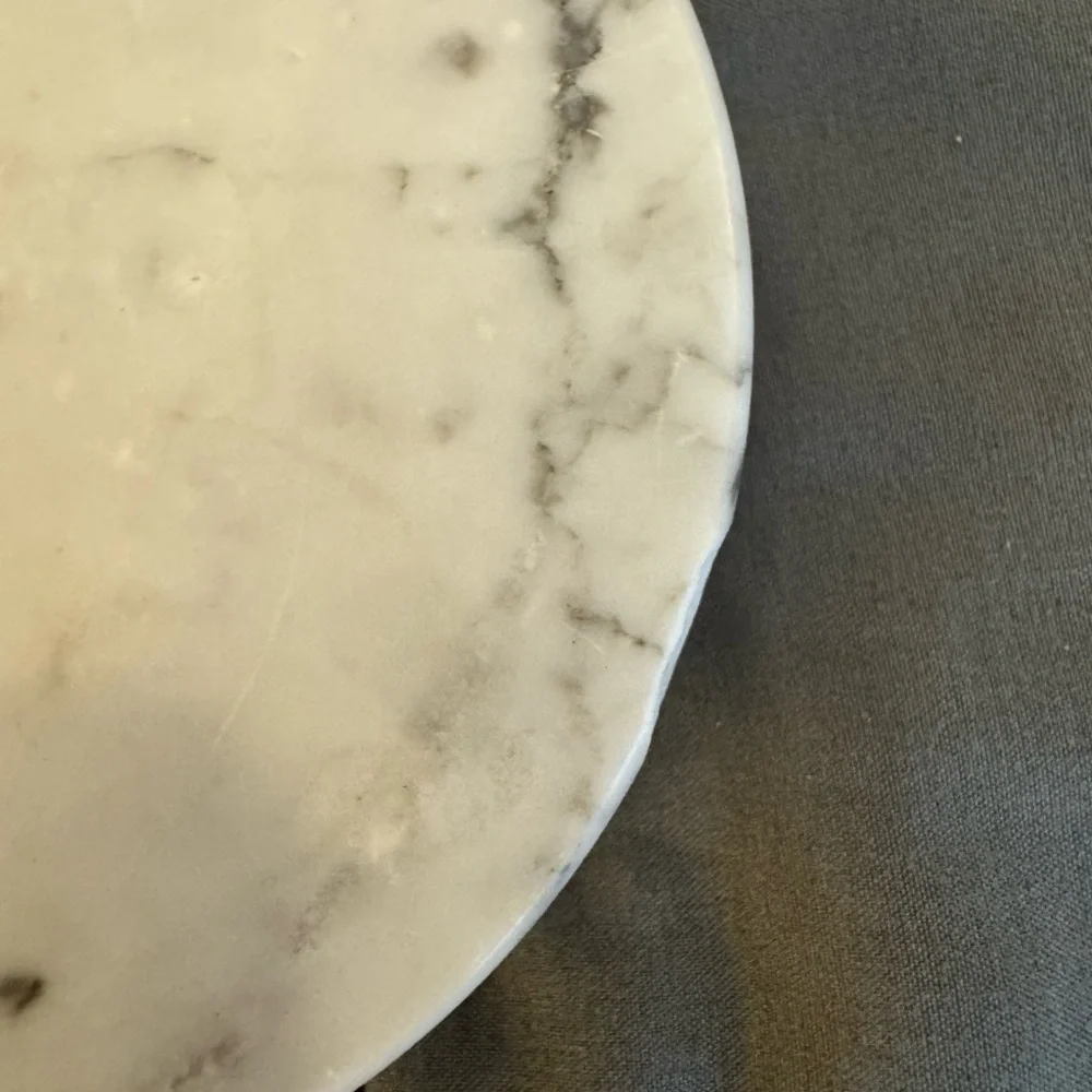 Wireless Marble Charger - White